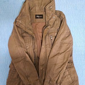 FRJ Jeans 카키 야상 점퍼 판매합니다