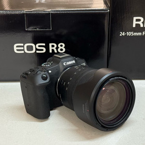 캐논 EOS R8 + RF 24-105 L 팝니다.