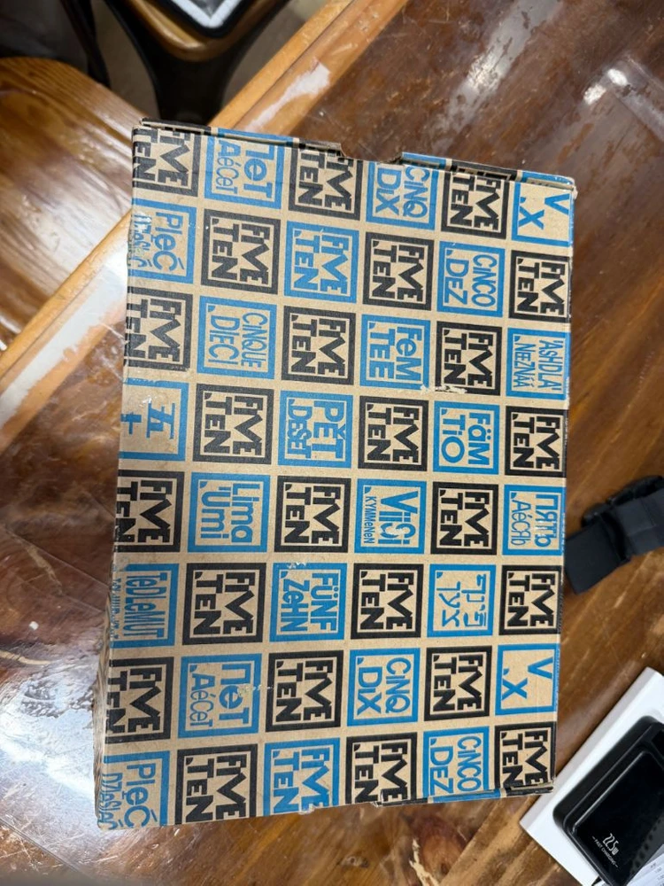 파이브텐 헬캣 클릿 슈즈 270mm - 안심되는 중고거래