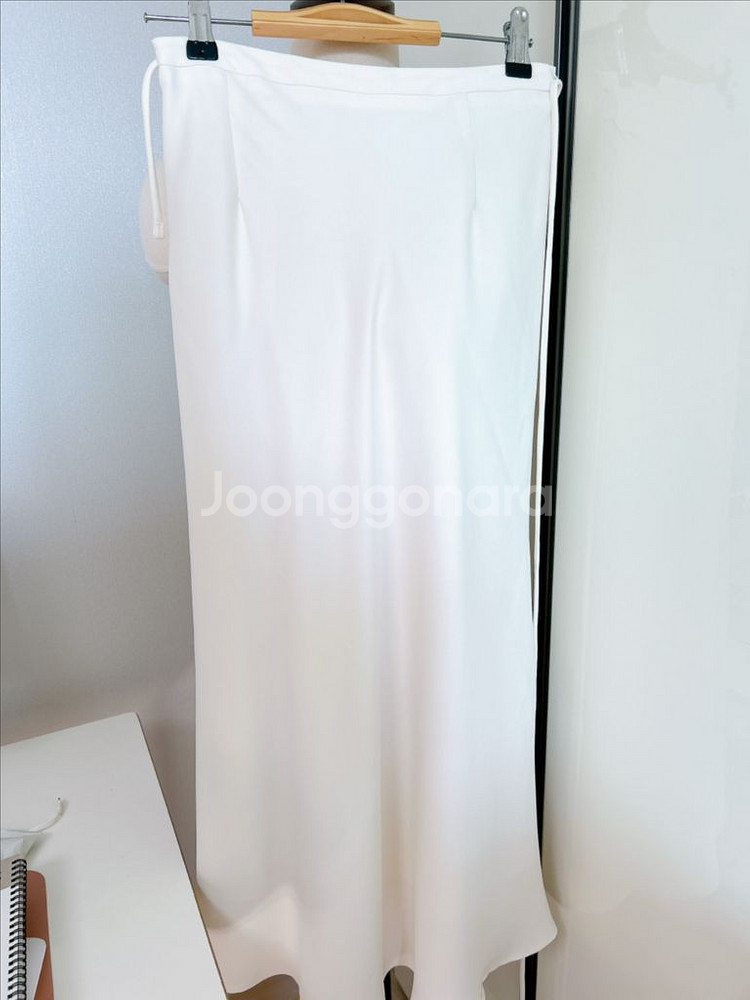 티프오브 에밋 리본 스트랩 머메이드 스커트--10