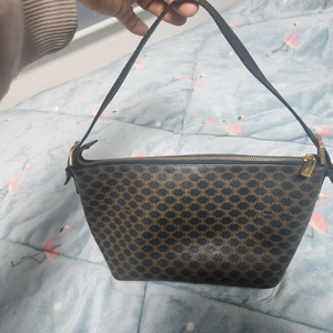 정품 셀린느 가방 판매합니다