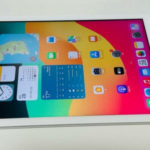 아이패드 6세대 9.7인치 128G 실버 wifi