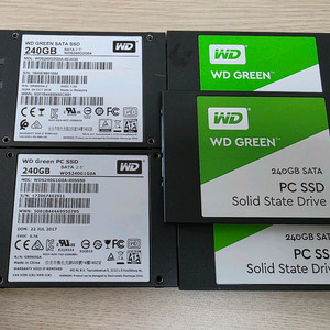 SSD WD 사타 240GB/원10,11 24년 문서