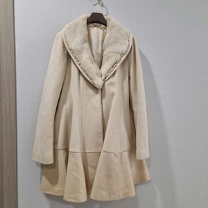 오즈세컨 토끼털카라 앙고라울 코트