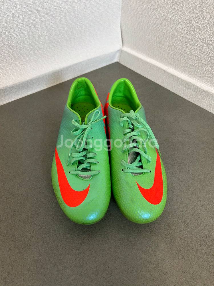 나이키 머큐리얼 축구화 260--1