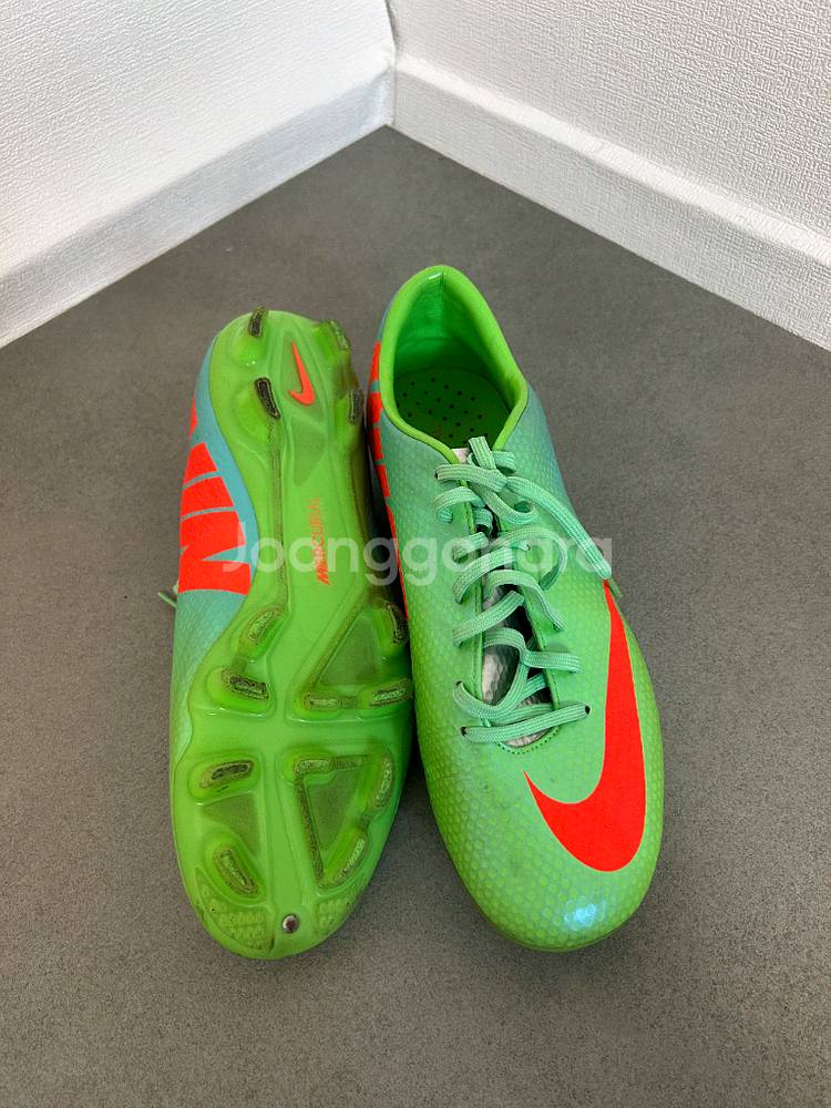 나이키 머큐리얼 축구화 260--2