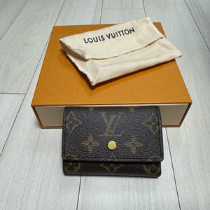 루이비통 마이크로 월릿 모노그램 반지갑 새상품입니다!