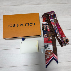 루이비통 스카프 방도 새상품 판매합니다!