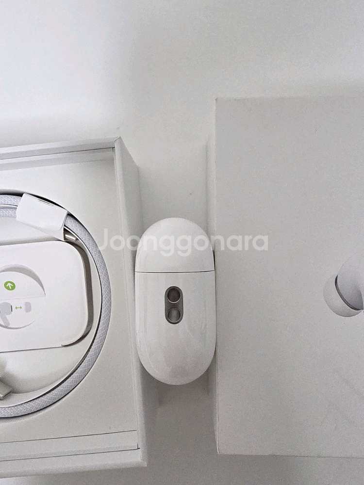 에어팟프로2 c타입 판매합니다--3