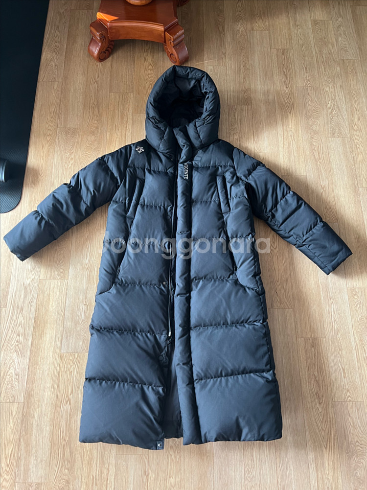 데상트 스몰 S 롱패딩 여자패딩--0