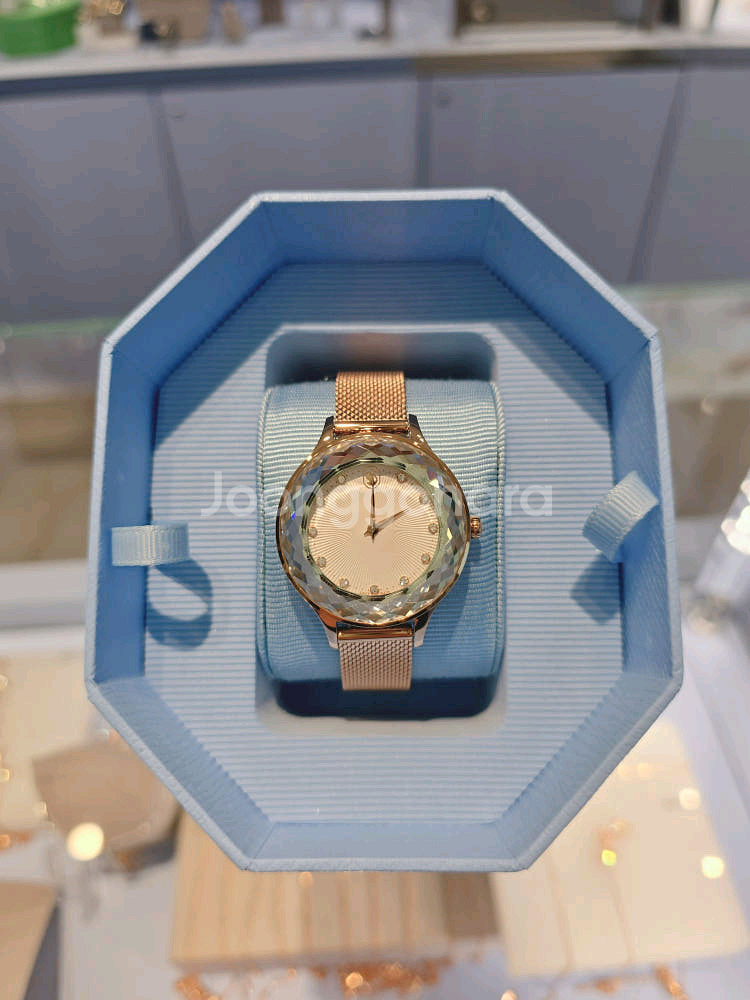 ( 새상품) 스와로브스키 시계--0