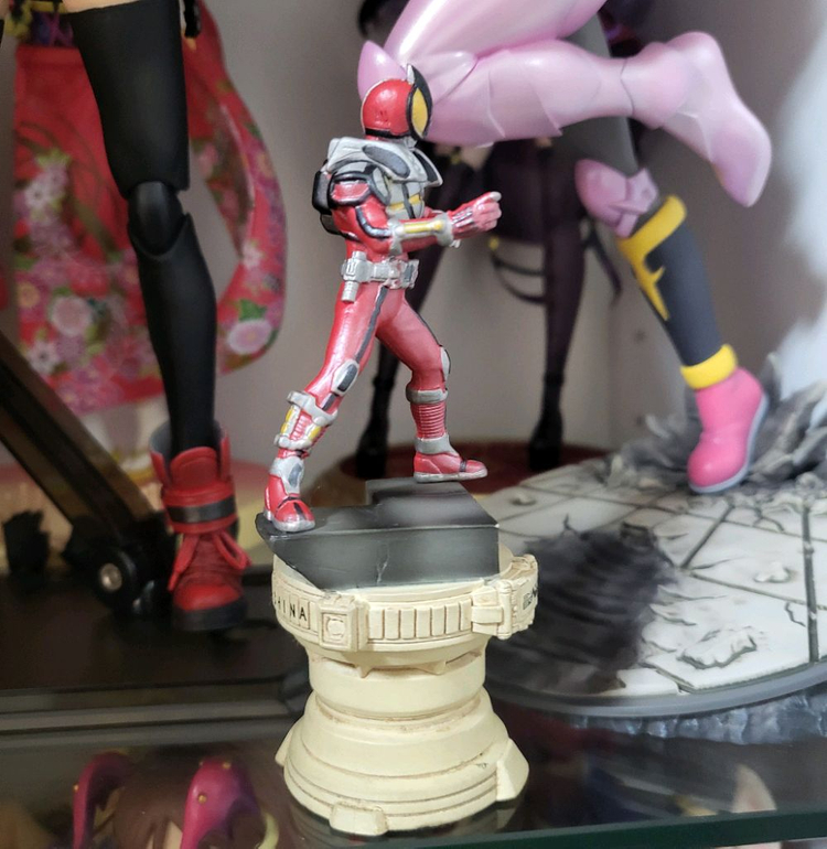 가면라이더 파이즈 체스피스 피규어 이미지