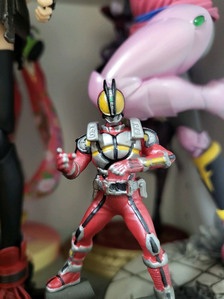 가면라이더 파이즈 체스피스 피규어 이미지