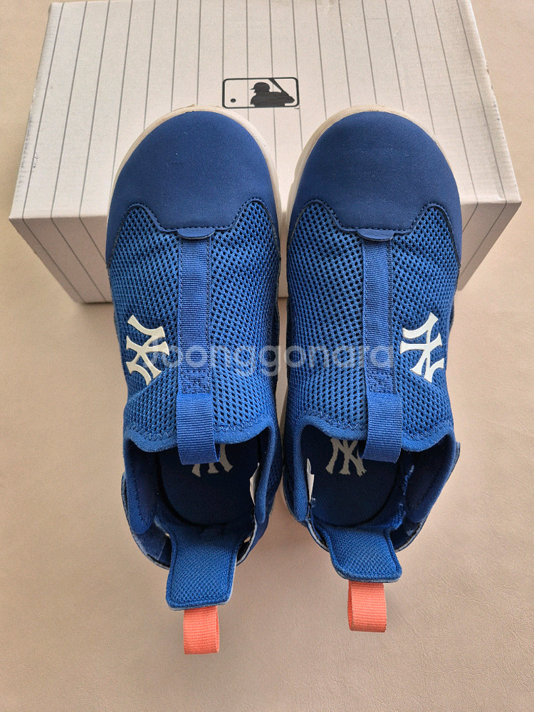 MLB 키즈 샌들형 운동화 230mm 택포--1