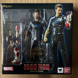shf 아이언맨 토니스타크 초회한정 + 커스텀헤드