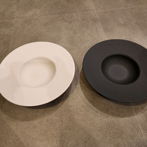 [빌레로이앤보흐] 매뉴팩처락 파스타 접시