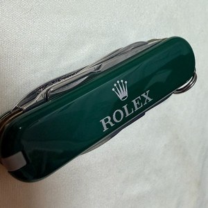 롤렉스 빅토리녹스 멀티툴