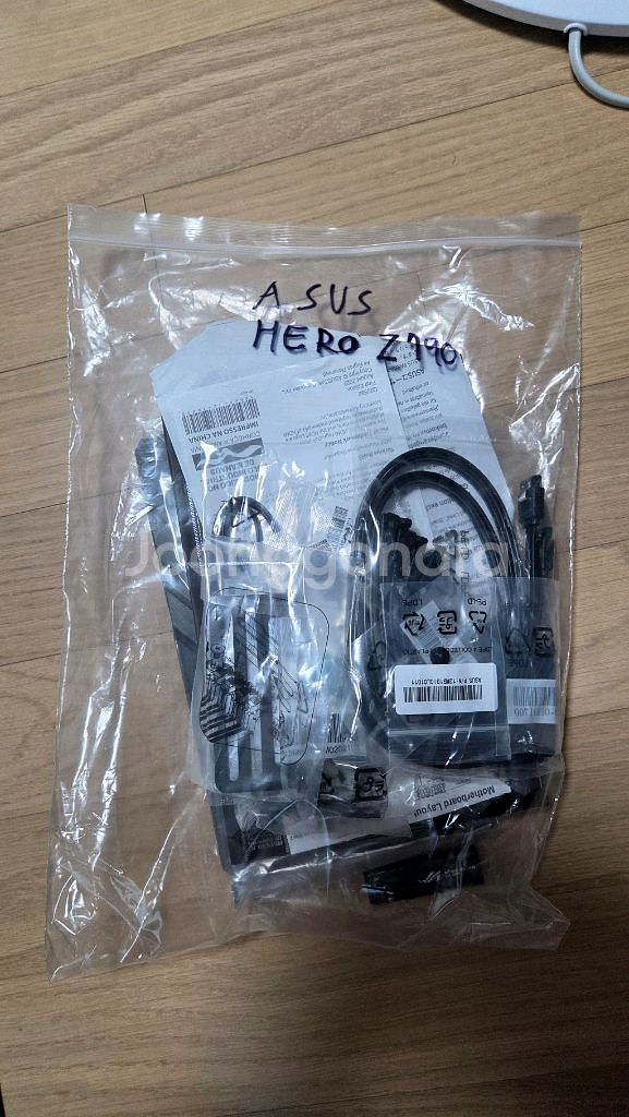 [판매] GIGABYTE 지포스 RTX 5090 게이밍 OC 포함 하이엔드 PC 완본체--4