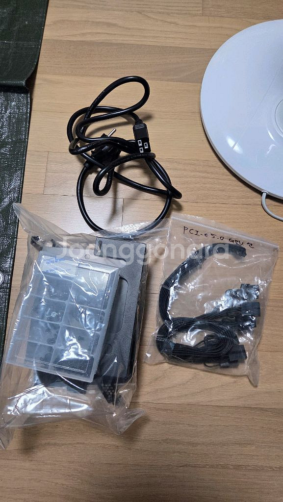 [판매] GIGABYTE 지포스 RTX 5090 게이밍 OC 포함 하이엔드 PC 완본체--6