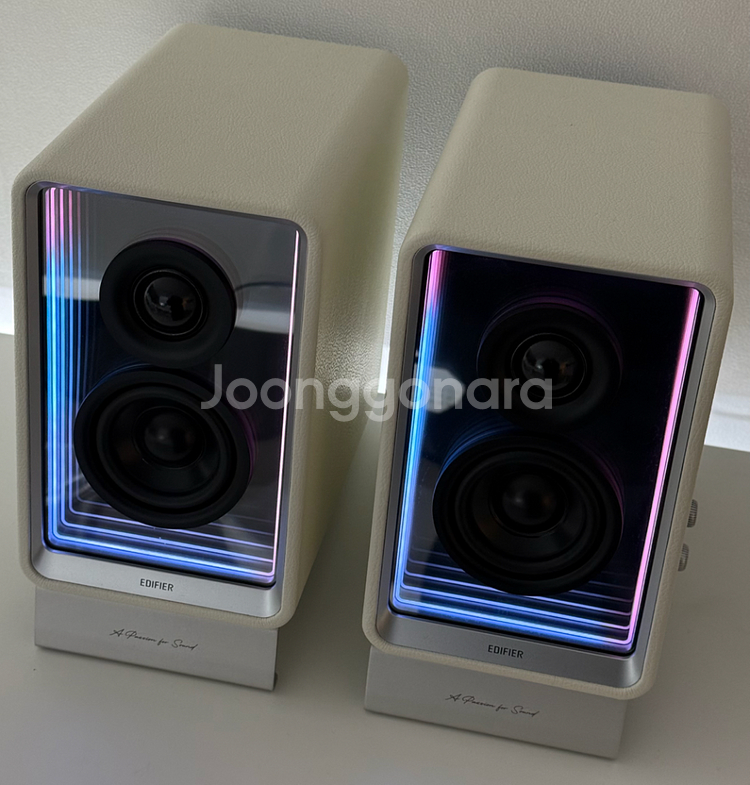 에디파이어 QR65 화이트 스피커 국내정발--1