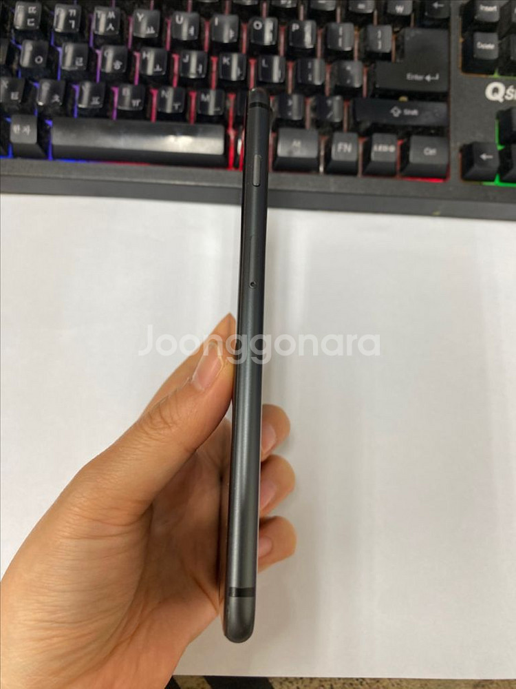 아이폰8플러스 스그 액정SS급 256GB 배터리100%--3