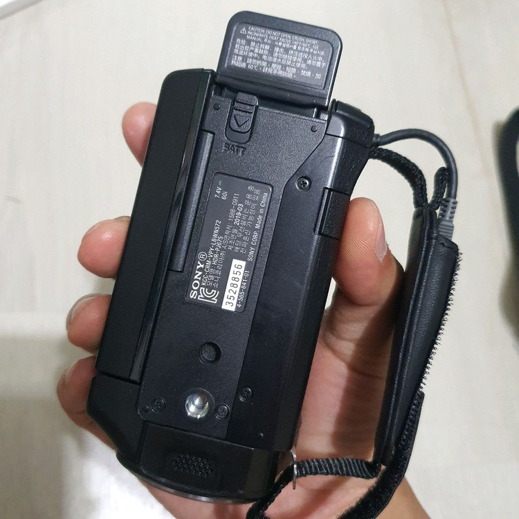 소니 핸디캠 HDR-PJ675--1