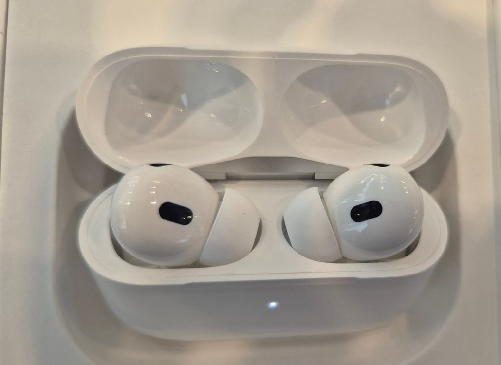 애플 에어팟 프로 2세대 맥세이프 C타입 택포--1