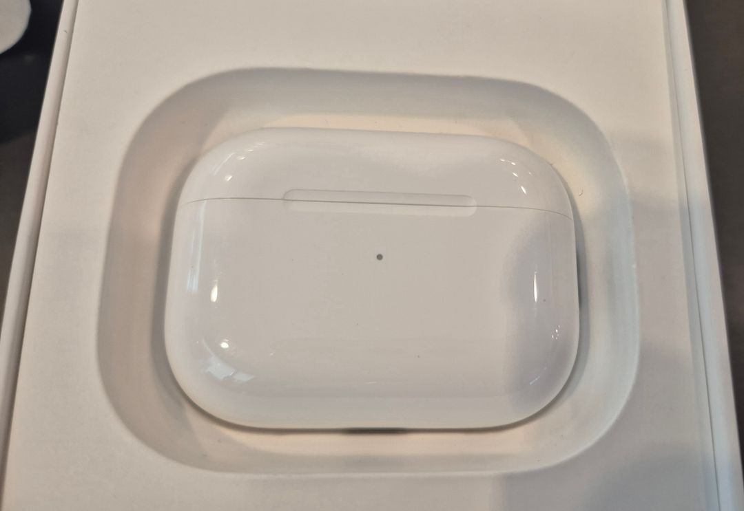 애플 에어팟 프로 2세대 맥세이프 C타입 택포--3