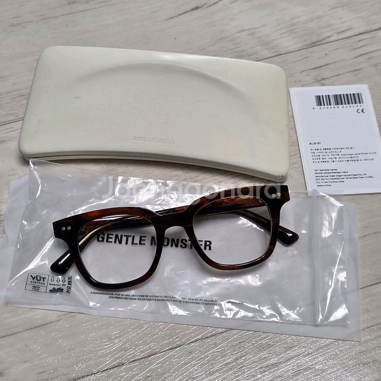 젠틀몬스터 사우스사이드B4--0