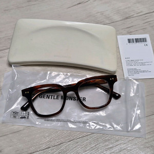 젠틀몬스터 사우스사이드B4