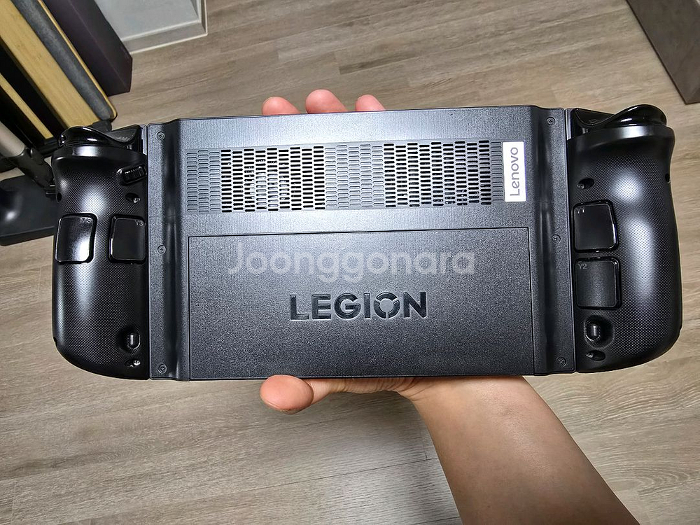 리전고1 2TB(정발) + 어로스 게이밍박스 3080 egpu 일괄로 팝니다.--0