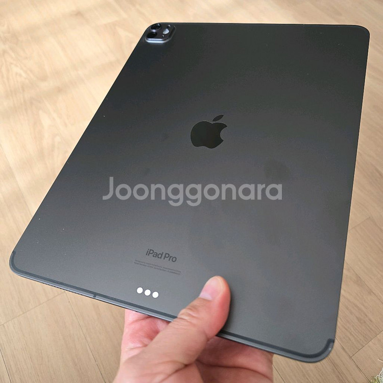 새제품급 아이패드 프로 13 M4 스페이스 블랙 WiF--2