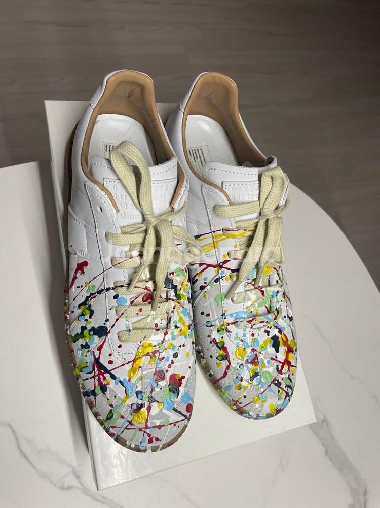 메종 마르지엘라 독일군 페인트 42.5 사이즈 신품--0