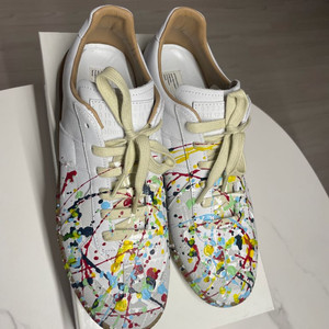 메종 마르지엘라 독일군 페인트 42.5 사이즈 신품