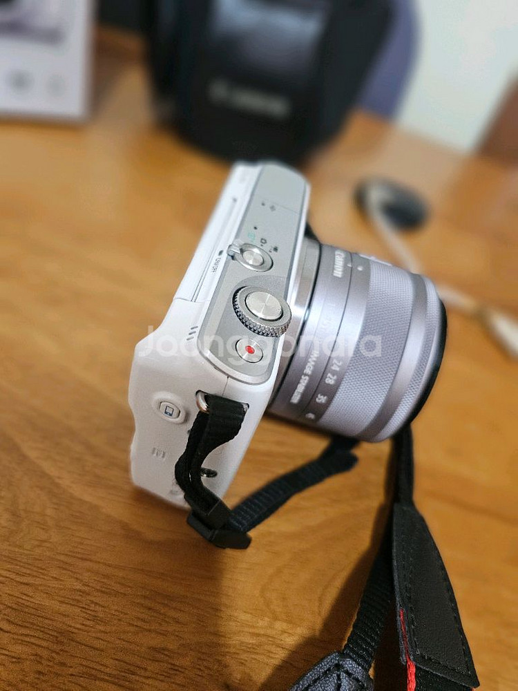 캐논 EOS M10 미러리스 카메라 세트--4