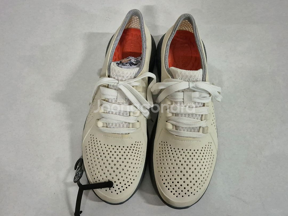 크록스 라이트라이드 360 페이서 스니커즈(280)--1