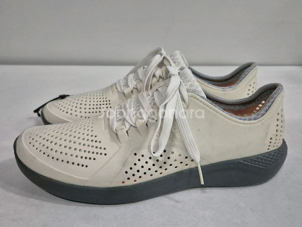 크록스 라이트라이드 360 페이서 스니커즈(280)--3