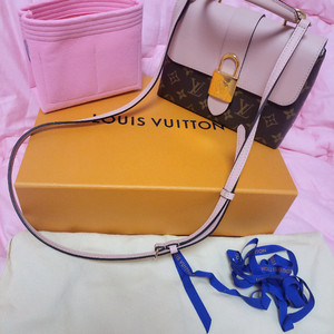 정품)급처상태좋음!루이비통 핑크록키bb 크로스토트백가방