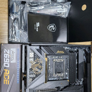 MSI MEG Z690 ACE 메인보드