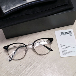 젠틀몬스터 알리오01