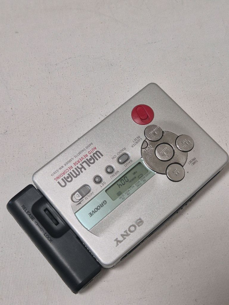 소니 워크맨 WM-GX674--3