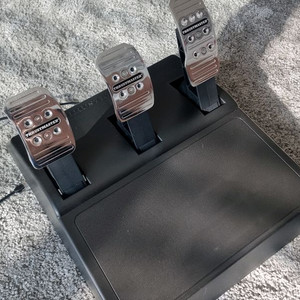 트러스트마스터 T3PA 3페달