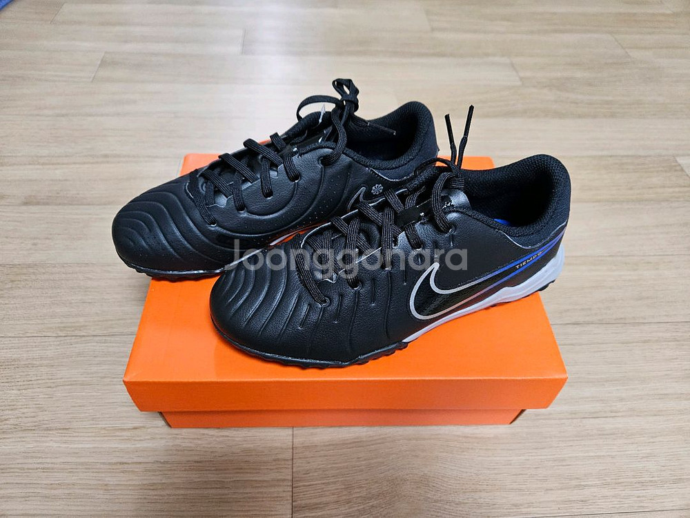 나이키 주니어 티엠포 레전드 10 아카데미 235사이즈--0