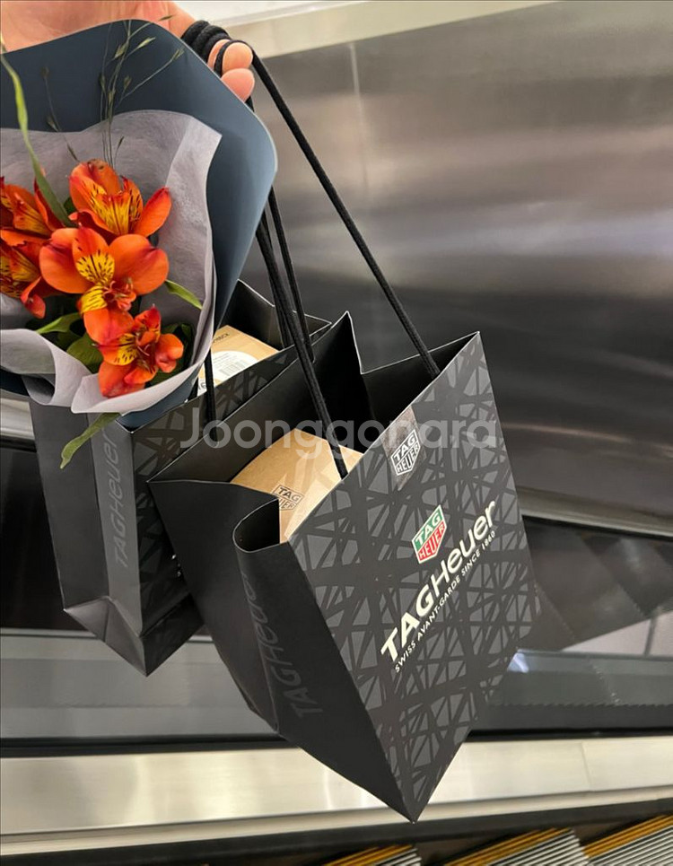 태그호이어 커넥티드 e4 스마트워치--1