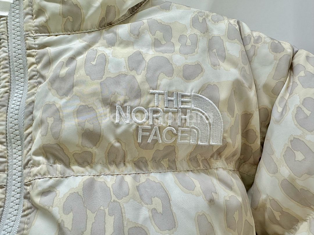 노스페이스 프린트 눕시 숏 자켓 실버 그레이 레오파드 S--1