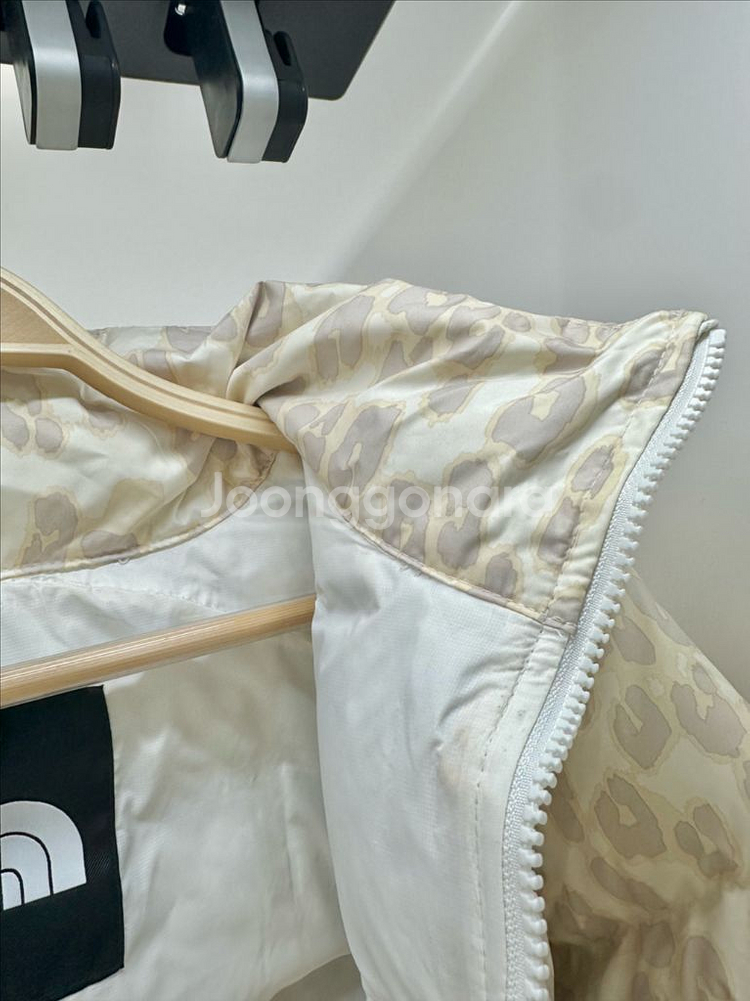 노스페이스 프린트 눕시 숏 자켓 실버 그레이 레오파드 S--7