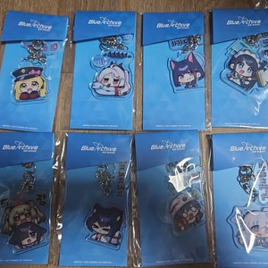 블루아카이브 카카오톡 이모티콘 아크릴 키링