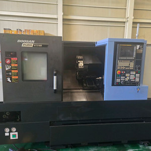 두산 cnc 8인치선반 gt2100 이미지