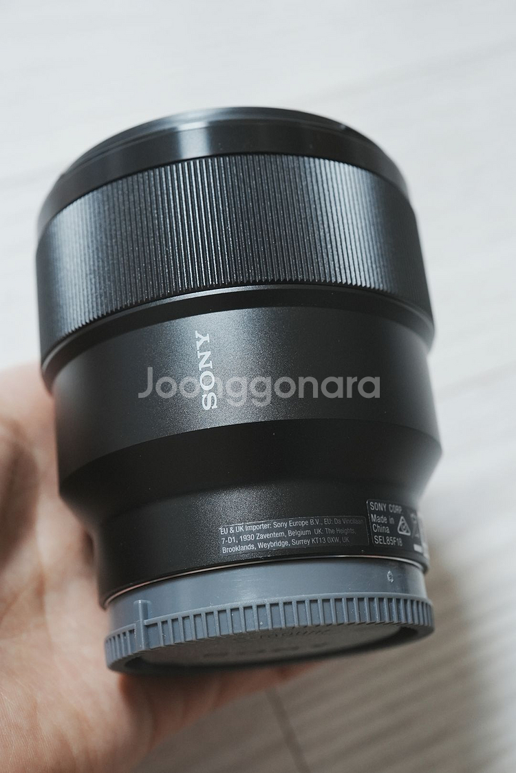 소니 FE 85mm F1.8 / 85.8 팝니다--2