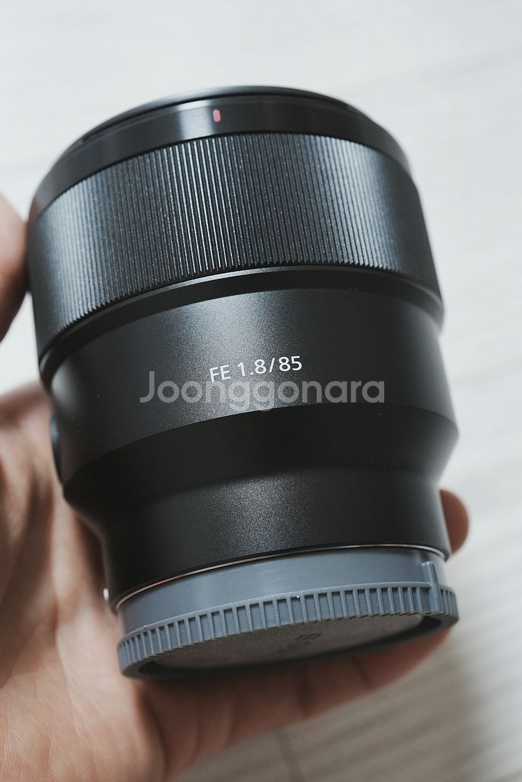 소니 FE 85mm F1.8 / 85.8 팝니다--3